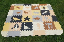 DUZA MATA PIANKOWA DINOZAURY PUZZLE KOJEC GRUBA XL